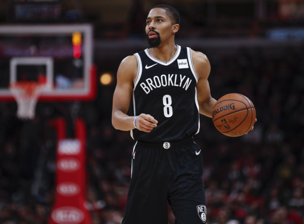  掘金队加时险胜雄鹿登顶西部  